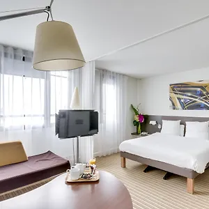 Novotel Montreuil Vincennes Parigi